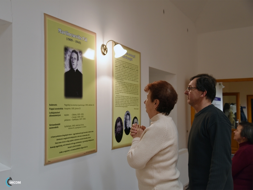 A diktatúra somogyi mártírpapjai címmel nyílt kiállítás Csurgó Történelmi Parkjában